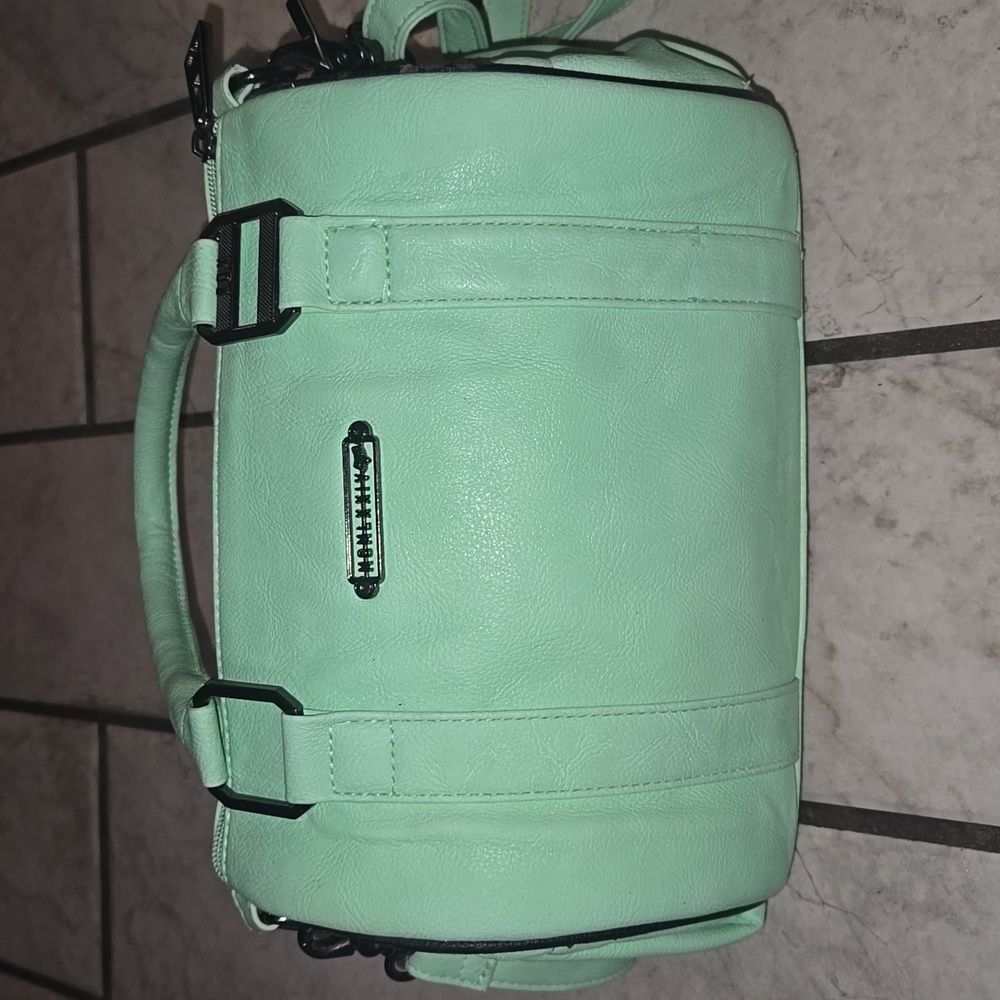 Fox barrel purse mint green